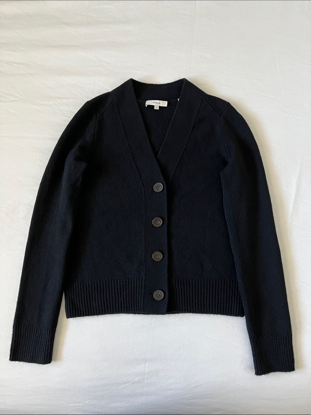 Vince $498 Black 100% Cashmere V-Neck Button Front Cardigan
